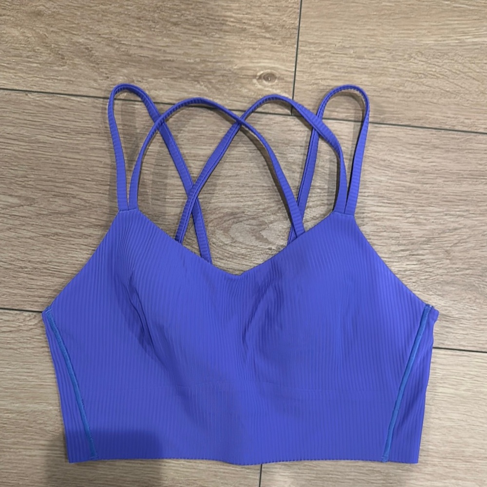 Lululemon Women's  Strappy Bralette 6